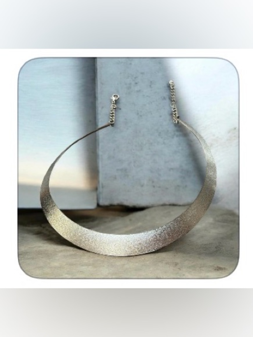 Classic Simple Style Silver Textured Collar / Choker Necklace